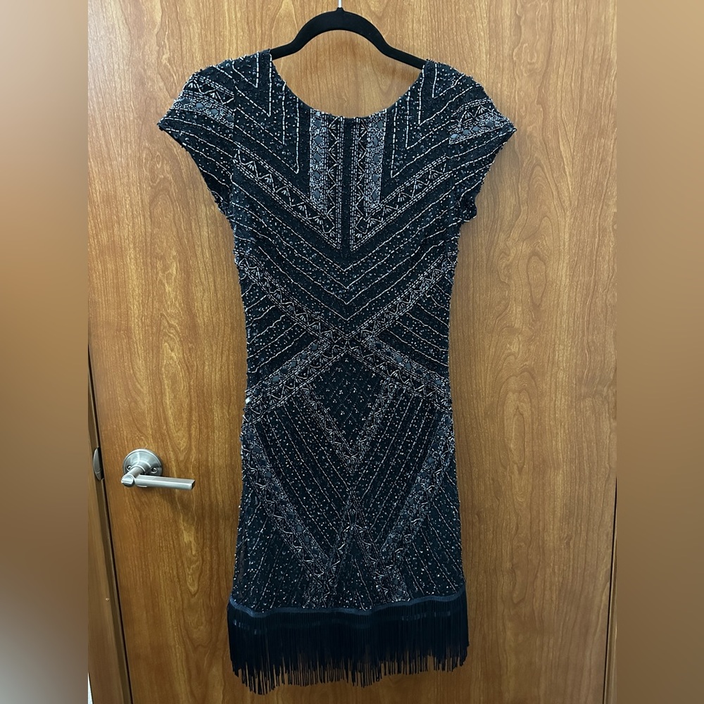 Aidan Mattox Size 6 beaded cocktail dress. Made in India.